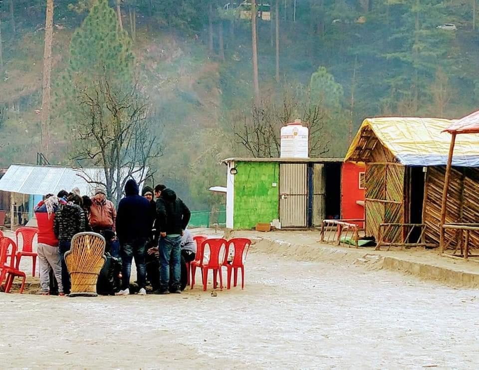 Stayhigh Camps & Cottages Kasol Dış mekan fotoğraf