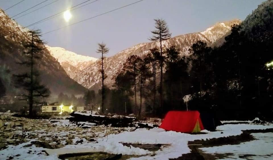 Stayhigh Camps & Cottages Kasol Dış mekan fotoğraf