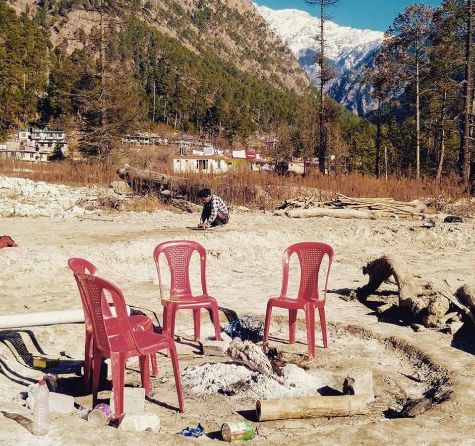 Stayhigh Camps & Cottages Kasol Dış mekan fotoğraf