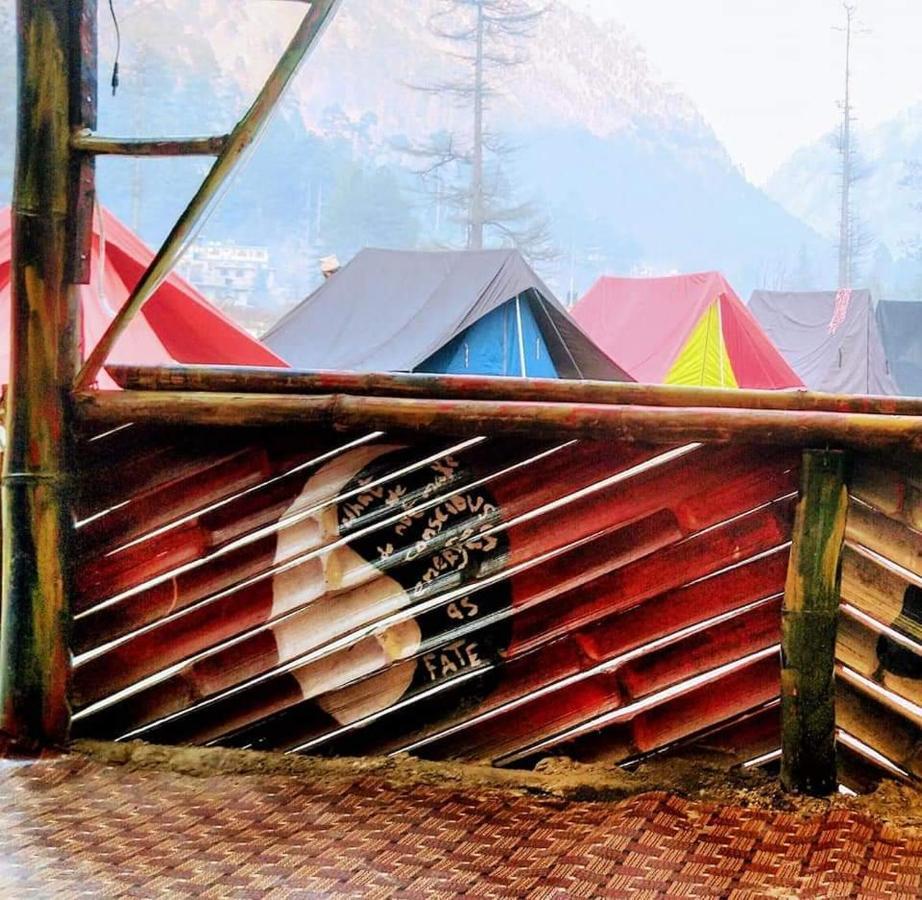 Stayhigh Camps & Cottages Kasol Dış mekan fotoğraf