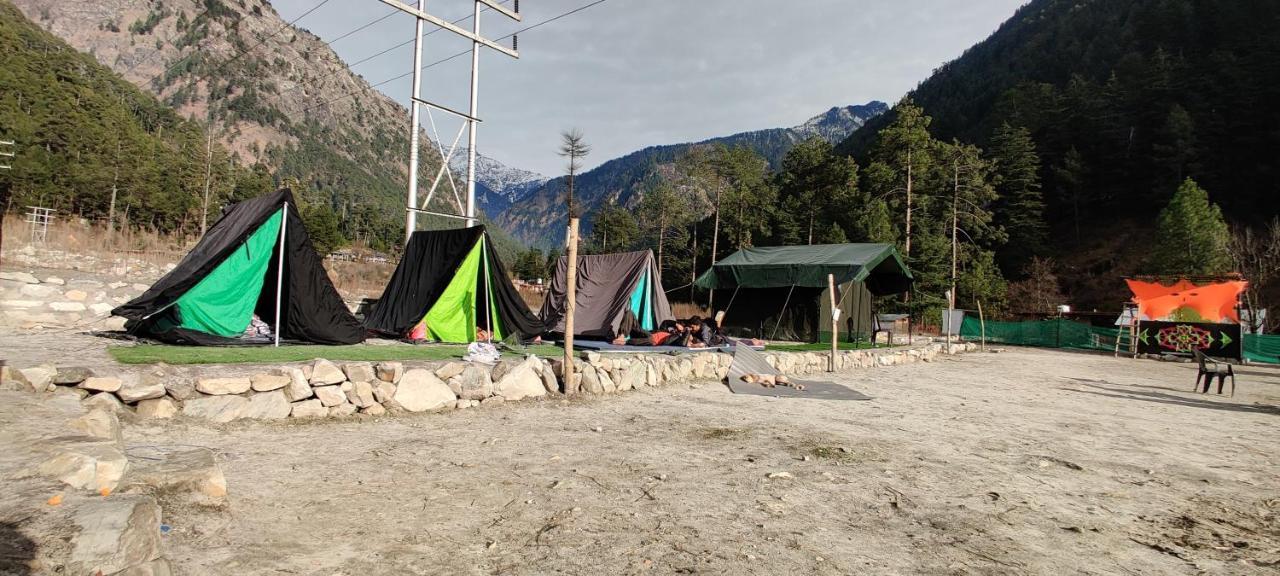Stayhigh Camps & Cottages Kasol Dış mekan fotoğraf