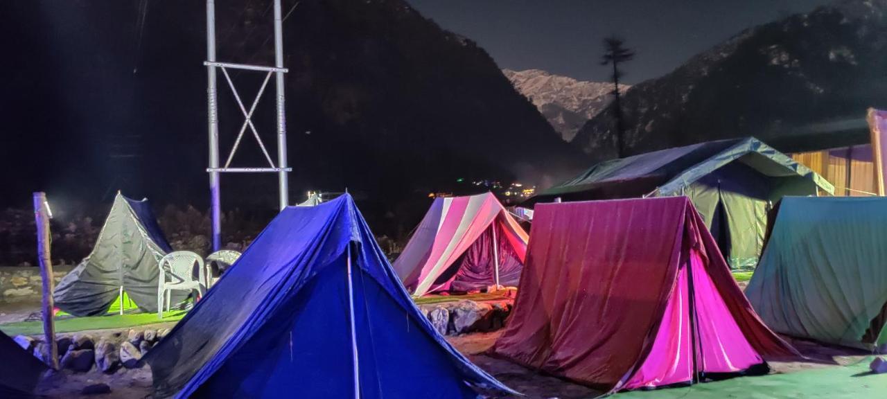 Stayhigh Camps & Cottages Kasol Dış mekan fotoğraf