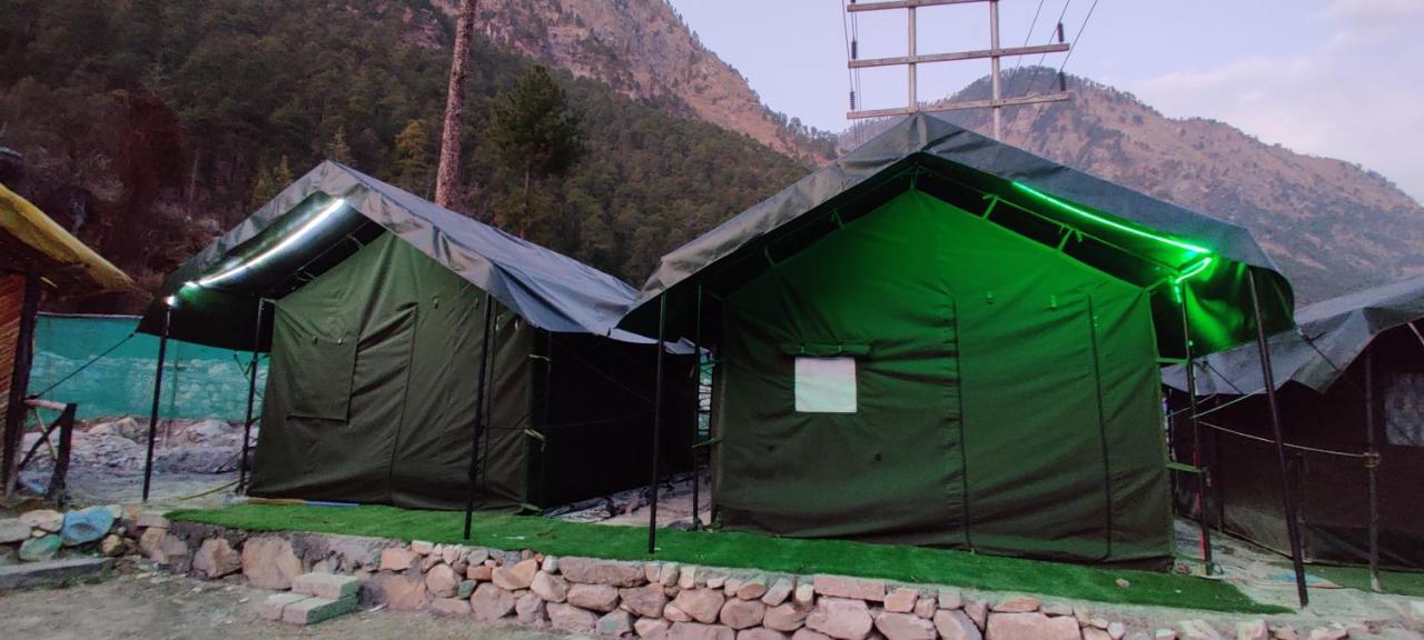 Stayhigh Camps & Cottages Kasol Dış mekan fotoğraf
