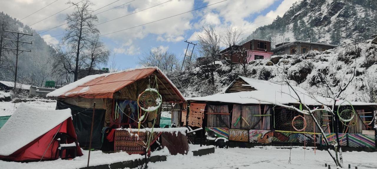 Stayhigh Camps & Cottages Kasol Dış mekan fotoğraf