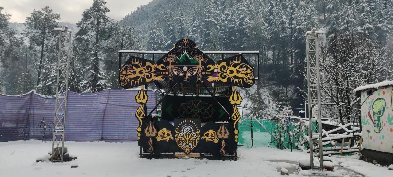 Stayhigh Camps & Cottages Kasol Dış mekan fotoğraf