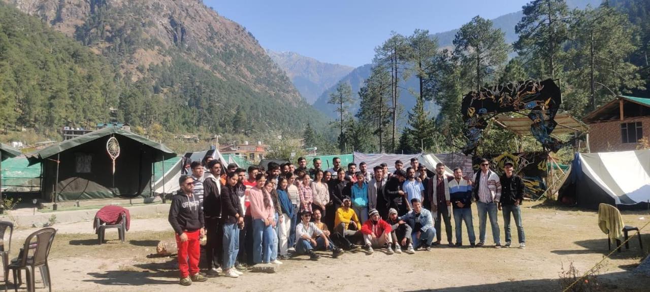 Stayhigh Camps & Cottages Kasol Dış mekan fotoğraf